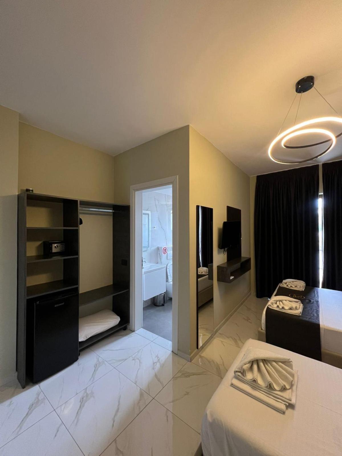 Wg Hotel Ksamil Ngoại thất bức ảnh